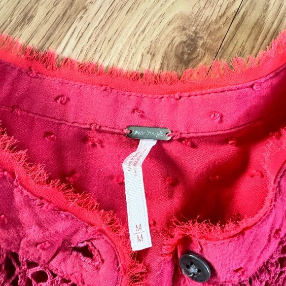 Free People Everyday Girl Swiss Dot Embroidered Button Down Shirt Size Medium - Picture 3 of 6